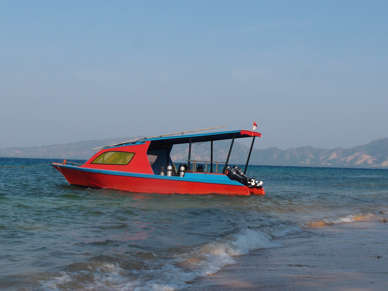 2015-09-27 Boot & Sand (Komposition) (Foto)